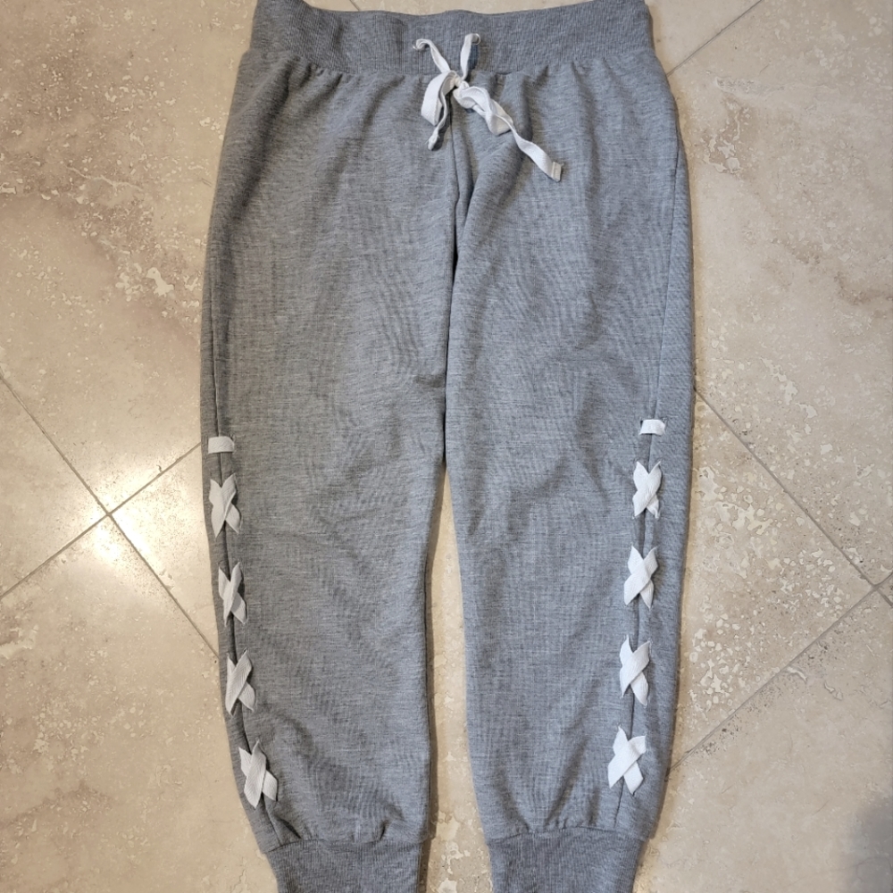 Derek Heart Fleece Jogger, size S